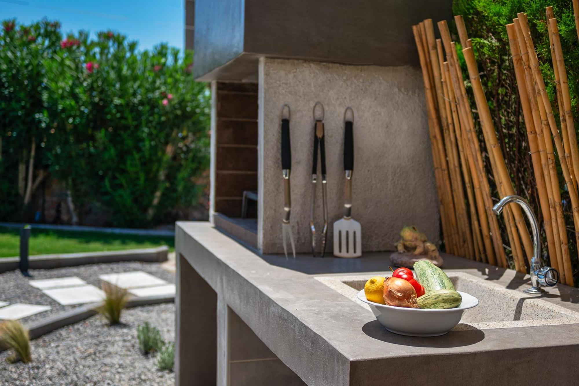 Villa Mariani II - In Lothiarika, Newly Renovated June 2024, Private Pool, Lindos 10 Min, Beach 120M Lardos Exteriér fotografie